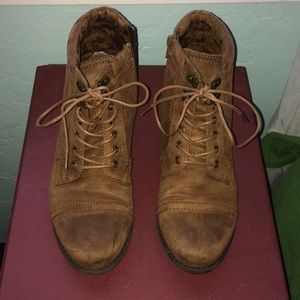 Trenton Lace-up Boots